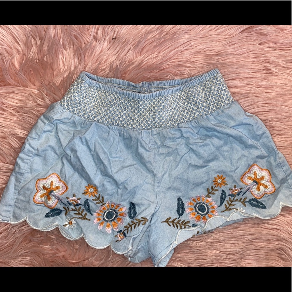 Floral soft shorts